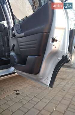 Минивэн Opel Zafira 2004 в 