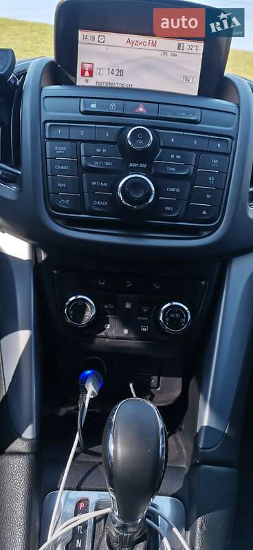 Минивэн Opel Zafira 2012 в Днепре