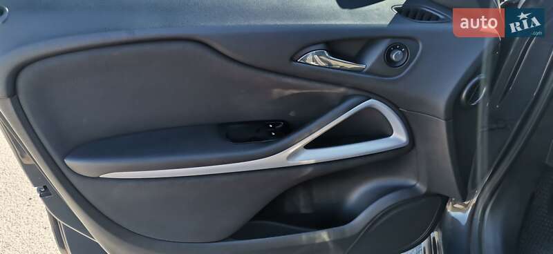 Минивэн Opel Zafira 2012 в Днепре