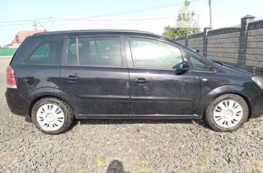 Минивэн Opel Zafira 2008 в Камне-Каширском