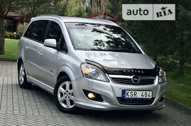 Минивэн Opel Zafira 2011 в Новом Роздоле