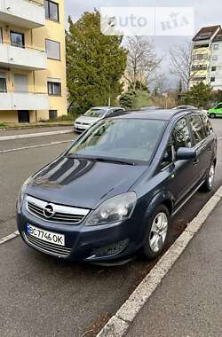 Минивэн Opel Zafira 2010 в Львове