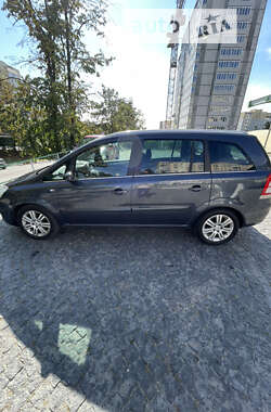 Минивэн Opel Zafira 2008 в Хмельницком