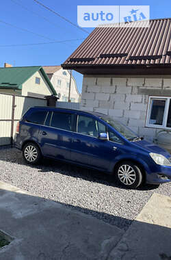 Мінівен Opel Zafira 2010 в Хмільнику