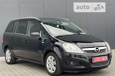 Минивэн Opel Zafira 2009 в Луцке