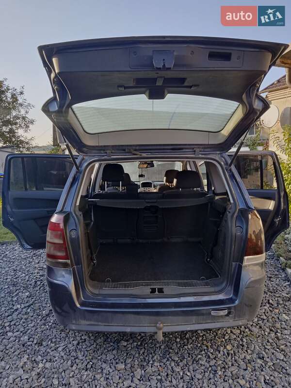 Минивэн Opel Zafira 2008 в Тернополе