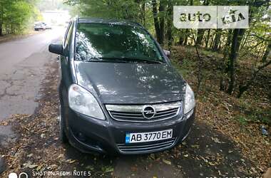 Минивэн Opel Zafira 2010 в Виннице