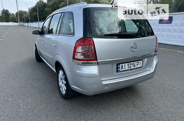 Мінівен Opel Zafira 2008 в Києві