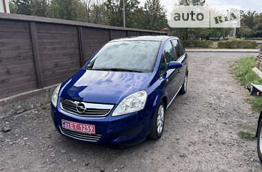 Минивэн Opel Zafira 2009 в Луцке