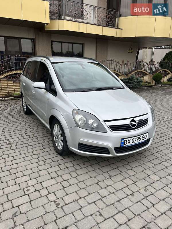 Минивэн Opel Zafira 2007 в Шепетовке