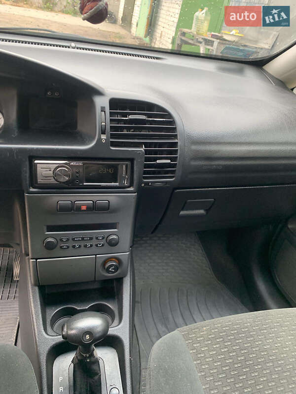 Минивэн Opel Zafira 2004 в Чернигове фото 7 Минивэн Opel Zafira 2004 в Чернигове