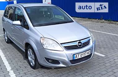 Минивэн Opel Zafira 2008 в Калуше