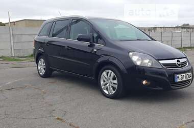 Минивэн Opel Zafira 2010 в Виннице