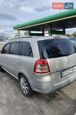 Минивэн Opel Zafira 2006 в Мукачево