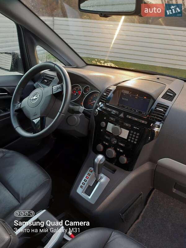 Мінівен Opel Zafira 2009 в Бориславі