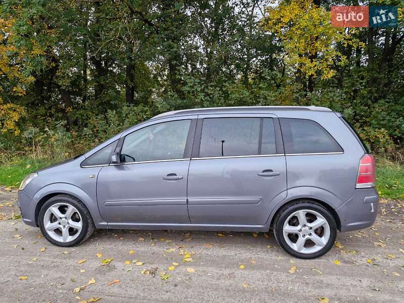 Мінівен Opel Zafira 2009 в Львові