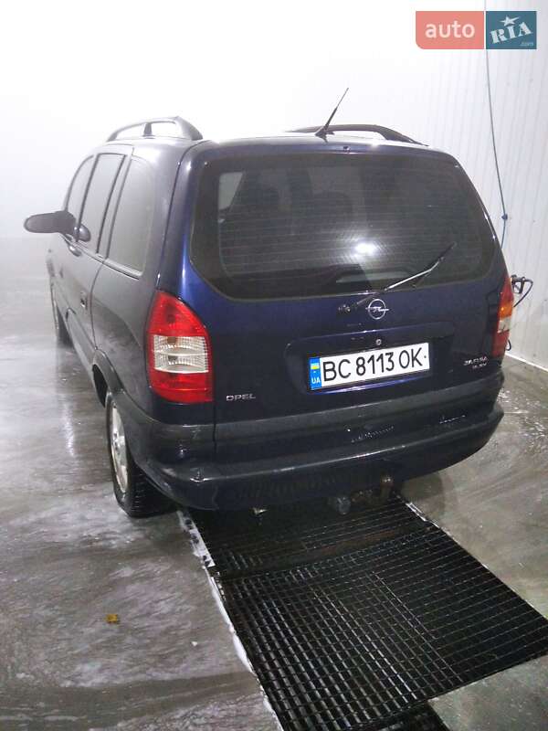 Мінівен Opel Zafira 2000 в Шептицькому