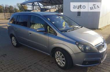 Минивэн Opel Zafira 2007 в Новоселице