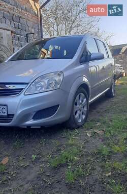 Минивэн Opel Zafira 2008 в 