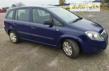 Мінівен Opel Zafira 2011 в Звягелі