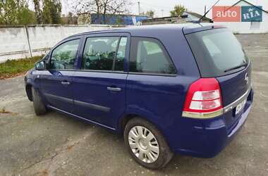 Минивэн Opel Zafira 2011 в Звягеле