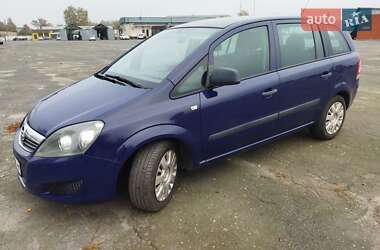 Минивэн Opel Zafira 2011 в Звягеле