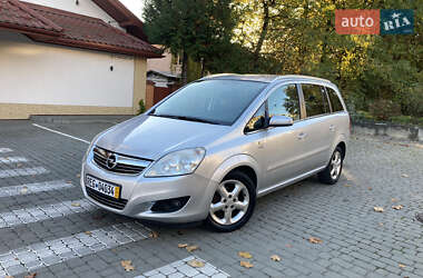 Минивэн Opel Zafira 2009 в Львове