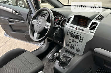 Минивэн Opel Zafira 2006 в Харькове