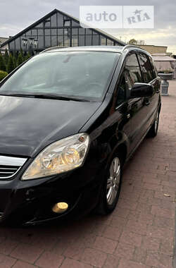 Мінівен Opel Zafira 2010 в Львові