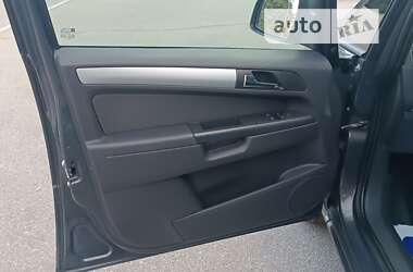 Минивэн Opel Zafira 2012 в Желтых Водах