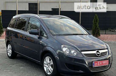 Минивэн Opel Zafira 2010 в Луцке