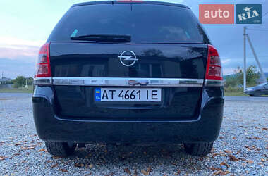 Мінівен Opel Zafira 2010 в Надвірній