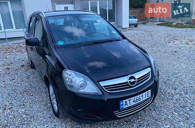 Мінівен Opel Zafira 2010 в Надвірній