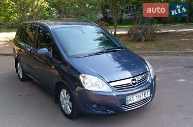 Мінівен Opel Zafira 2010 в Одесі