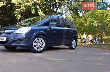 Мінівен Opel Zafira 2010 в Одесі