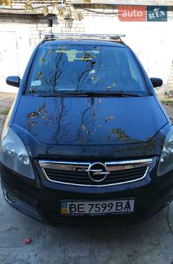 Минивэн Opel Zafira 2007 в Николаеве