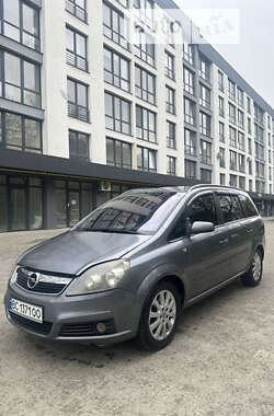 Минивэн Opel Zafira 2007 в Новояворовске