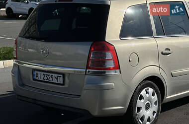 Мінівен Opel Zafira 2009 в Бучі