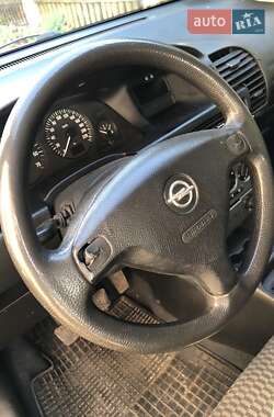 Мінівен Opel Zafira 2004 в 