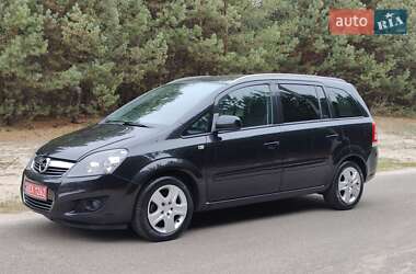 Минивэн Opel Zafira 2012 в Киеве