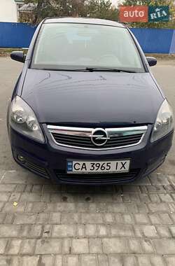 Минивэн Opel Zafira 2006 в 