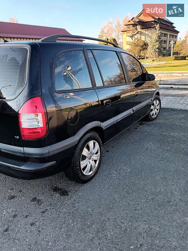 Мінівен Opel Zafira 2003 в Надвірній