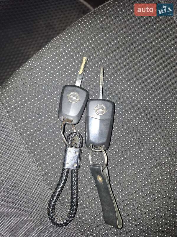 Мінівен Opel Zafira 2006 в Харкові