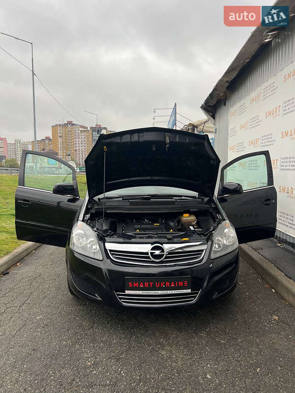 Минивэн Opel Zafira 2012 в Киеве фото 21 Минивэн Opel Zafira 2012 в Киеве