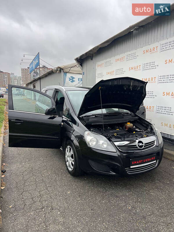 Минивэн Opel Zafira 2012 в Киеве фото 53 Минивэн Opel Zafira 2012 в Киеве