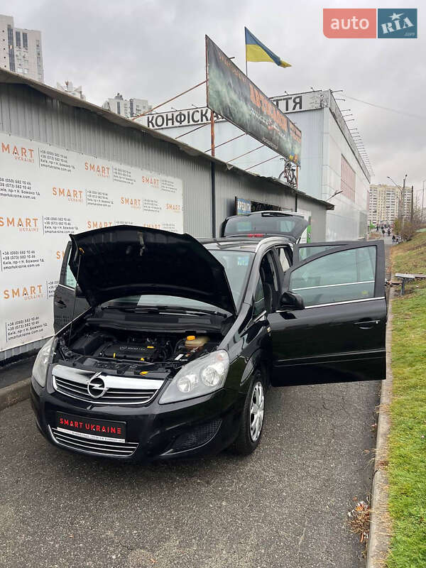 Минивэн Opel Zafira 2012 в Киеве фото 72 Минивэн Opel Zafira 2012 в Киеве