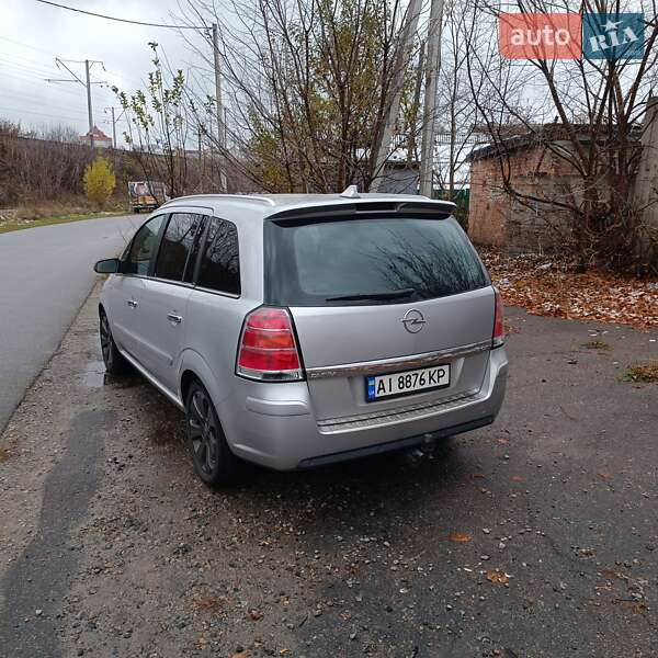 Минивэн Opel Zafira 2007 в Белой Церкви