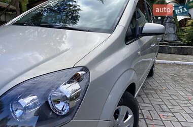 Минивэн Opel Zafira 2007 в Дрогобыче