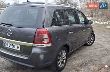 Минивэн Opel Zafira 2010 в Полтаве