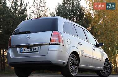 Минивэн Opel Zafira 2006 в Дрогобыче